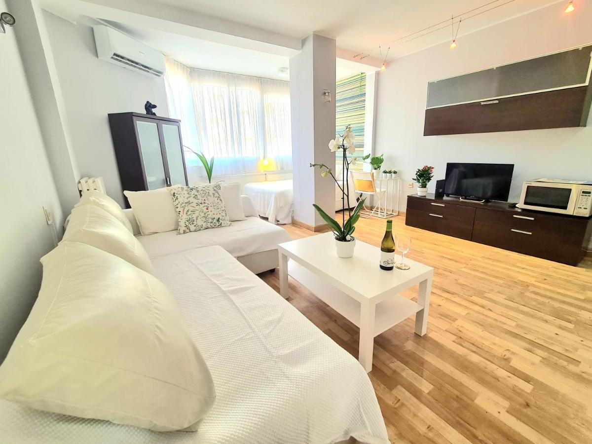 Aa Guest - El Mono De Torre Del Mar Eco Apartment Extérieur photo