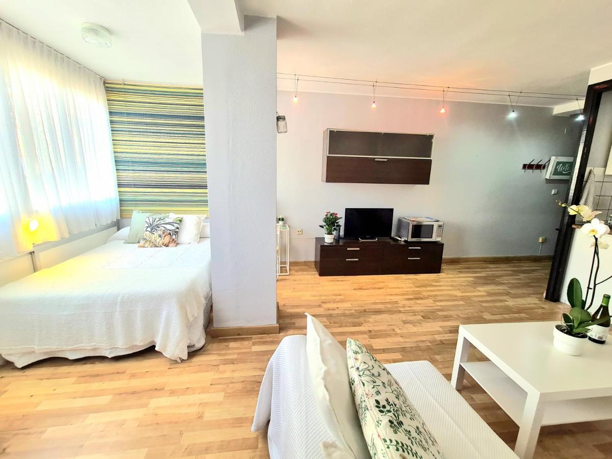 Aa Guest - El Mono De Torre Del Mar Eco Apartment Extérieur photo