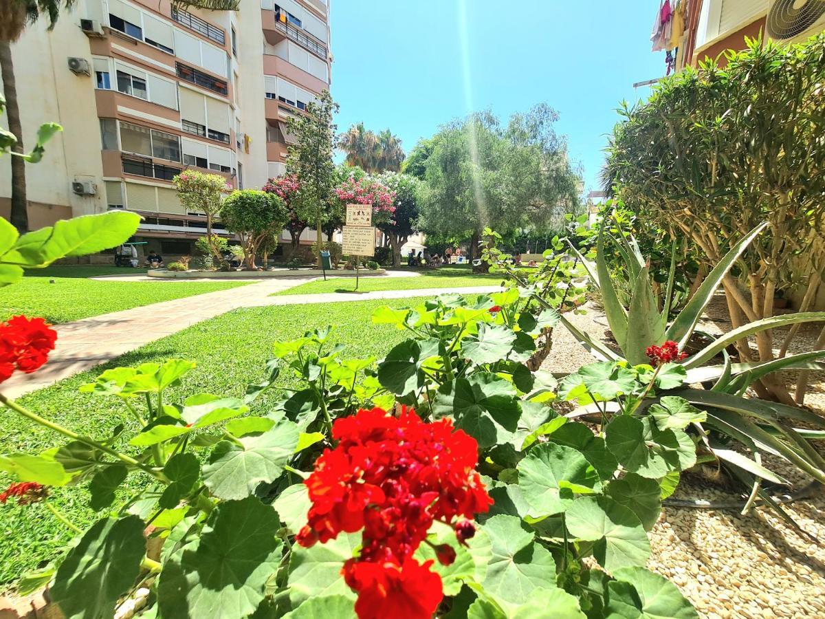 Aa Guest - El Mono De Torre Del Mar Eco Apartment Extérieur photo